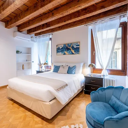 Sgarzerie Luxury Flat 2 120mq Apartment