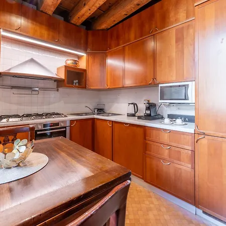 Sgarzerie Luxury Flat 2 120mq Apartment Verona