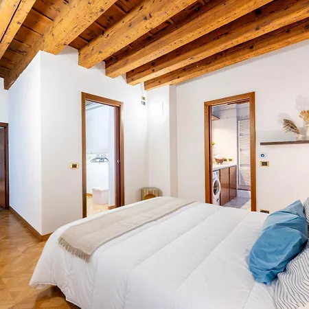 Sgarzerie Luxury Flat 2 120mq Appartamento *